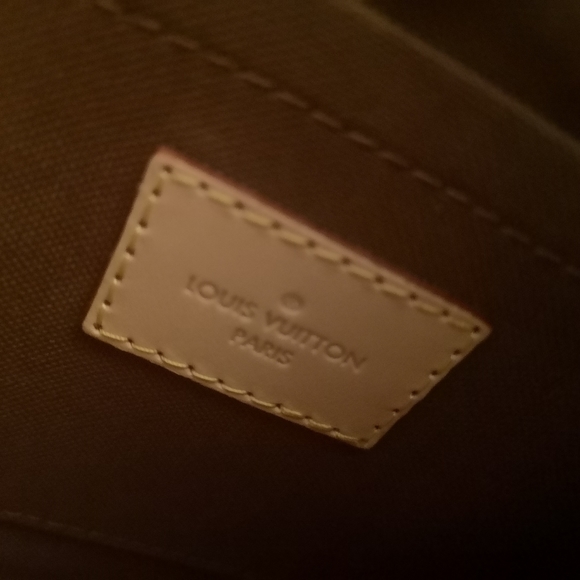 Authentic Louis Vuitton Multi Pochette Accessories - Picture 14 of 16